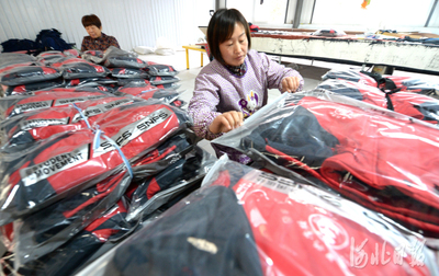 河北臨城:鄉(xiāng)村微工廠助力就業(yè)